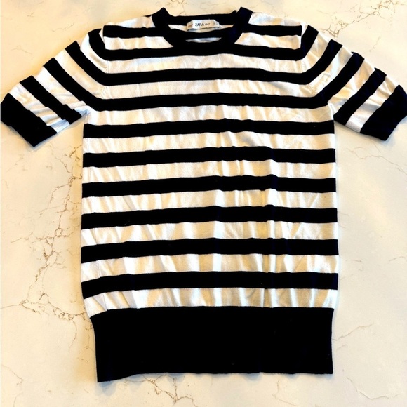 Zara Black and White Stripe Viscose Blend Short Sleeve Pullover Crew Sweater / M - Picture 1 of 8
